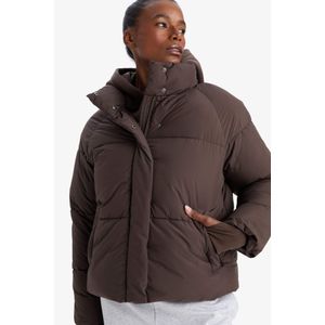 Defacto جاكيت بامب شتوي وتر بروف قصة عادية