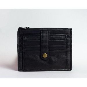 شنطة محفظة كراته جلد طبيعي بتصميم فريد متعددة الاغراض تعيش سنين للكروت والفلوس والفكة مصممة للراحة اليومية بأناقة من Gang Bag