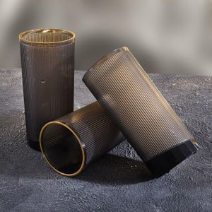 6-in-1 Round Acrylic Cup  A stylish round design with modern details, combining aesthetic appeal with practicality, adding a distinctive and sophisticated touch to your table setting.  6 pieces in a harmonious design and attractive colors.