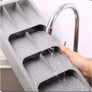 منظم ملاعق K-561، حل أنيق لتخزين أدوات المطبخ، عبوة من قطعة واحدة - بلاستيك