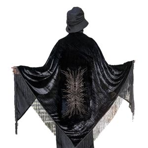 شال الخامة قطيفة مع تطريز على الظهر ، موديل 1713, أسود
