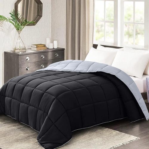 اشتري Line Sleep Double Face Quilt Black Grey في مصر