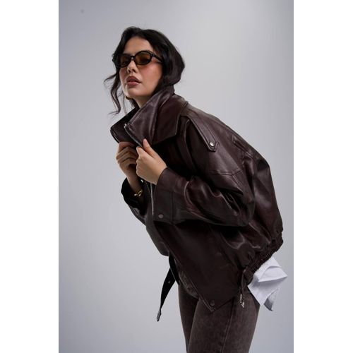 product_image_name-Vogue Egypt-سترة جلدية أنيقة بتصميم عصري وواسع-2