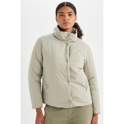 Woman DeFactoFit Waterproof Stand Collar Light Jacket