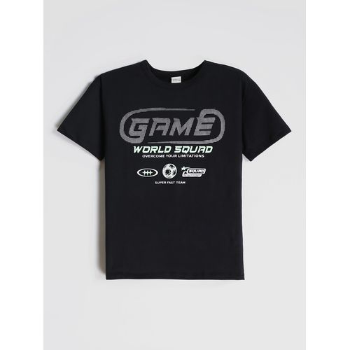 product_image_name-LC Waikiki-تيشيرت وشورت ولادي برقبة دائرية-2