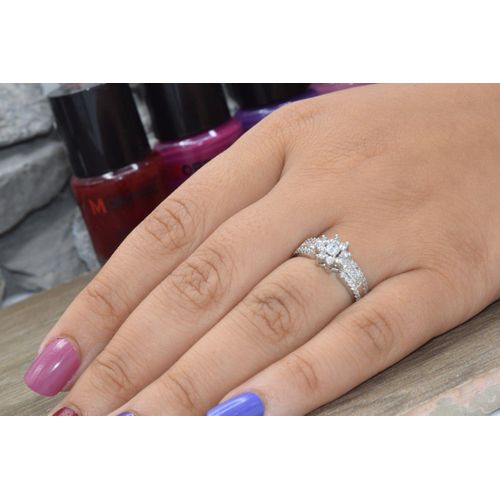 Buy Dar Wedding Ring 18K White Gold Plated in Egypt