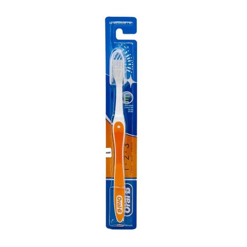 Oral B 1.2.3 Toothbrush Medium