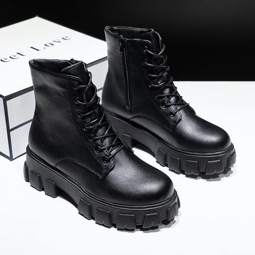 اشتري Ice Club Casual Leather Comfy Ankle Boot - Black في مصر