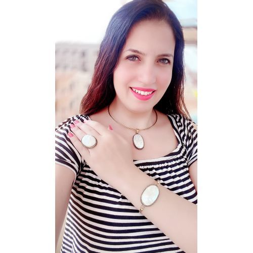 Seashell necklace discount and bracelet
