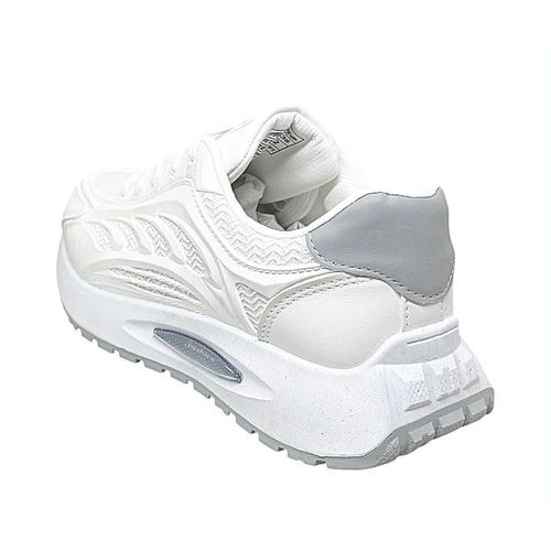 Generic sneaker for men - image 3