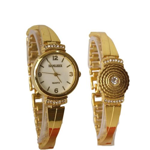 product_image_name-Generic-مجموعة إكسسوارات نسائية فاخرة – ساعة ذهبية أنيقة مع سوار لامع-4