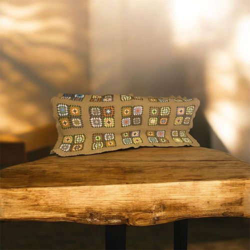 product_image_name-Generic-بطانية كروشيه مربعة يدوية بألوان زاهية – قطعة فريدة صنعت بحب لمن يقدرون التميز والأناقة. قياسها 150 × 200 سم، وهي مصنوعة من خيوط القطن التركي الناعم.-3