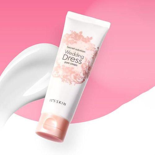 it's skin wedding dress cream @itsskin.global Secret Solution Wedding Dress Cream for body is an instant  brightening & whitening cream. It features a non-greasy texture that  dissolves instantly & will not be smudged by water &