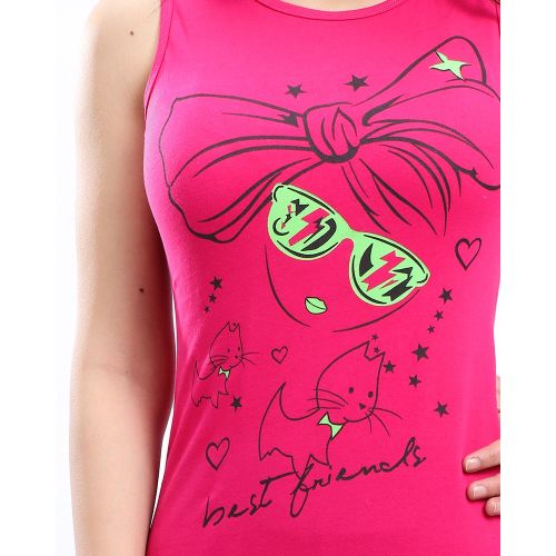 Generic طقم بيجامه مكون من بلوزة قصيرة مطبوع على الصدر وبنطلون - فوشيا