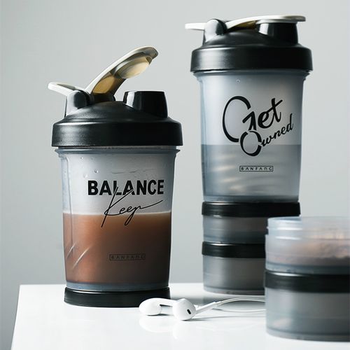 500ml Portable Protein Shaker Cup with Powder Storage Container