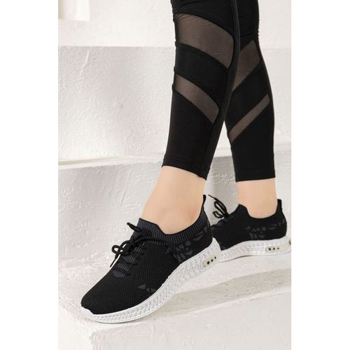 اشتري Basic Lace-up Sneakers For Women -  Black في مصر