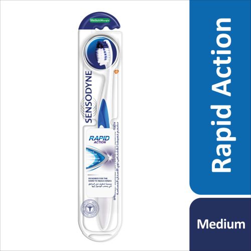 اشتري Sensodyne Rapid Action Toothbrush for Sensitive Teeth - Medium في مصر