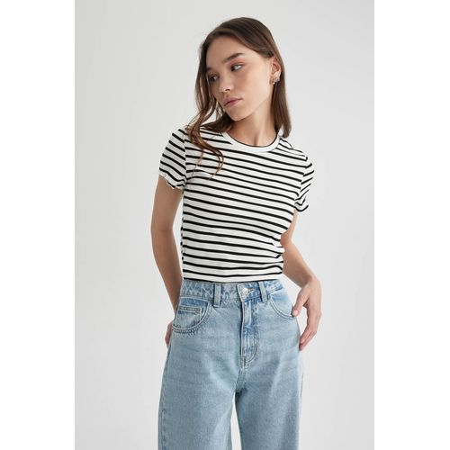 product_image_name-Defacto-Woman Fitted Crew Neck Knitted Short Sleeve T-Shirt.-1