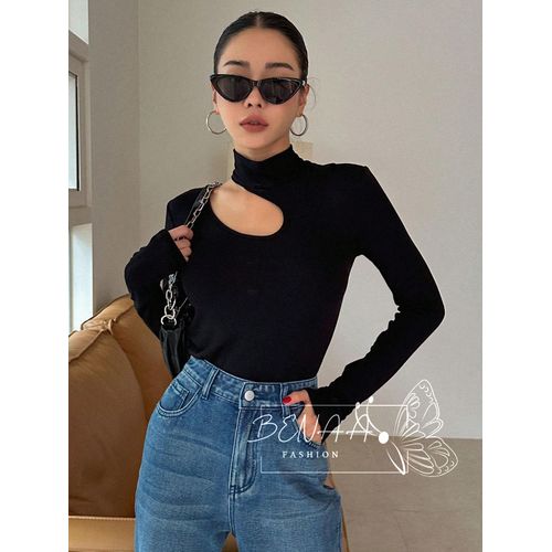 product_image_name-BENAA FASHION- تي شيرت قطن مضلع للنساء بكتف واحد وكم مفتوح و هاف كوول - طويل - لون اسود-1