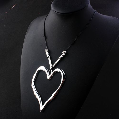 Big heart pendant online