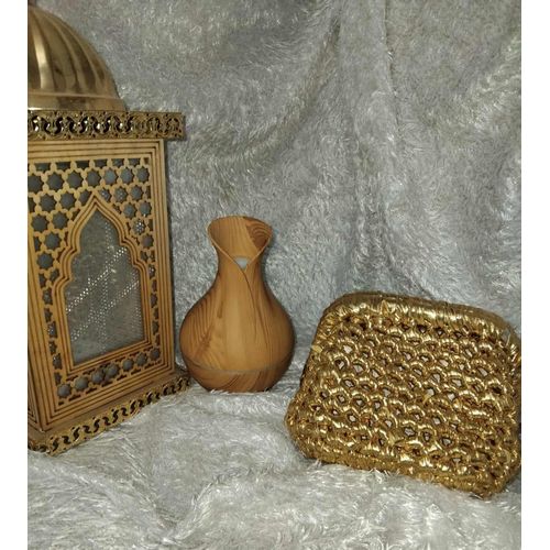 product_image_name-Generic-حقيبة كلاتش أنيقة مصنوعة من خيوط الميتالك الذهبية، بتصميم لامع وفاخر يضفي لمسة راقية على إطلالتك في المناسبات والسهرات.-3