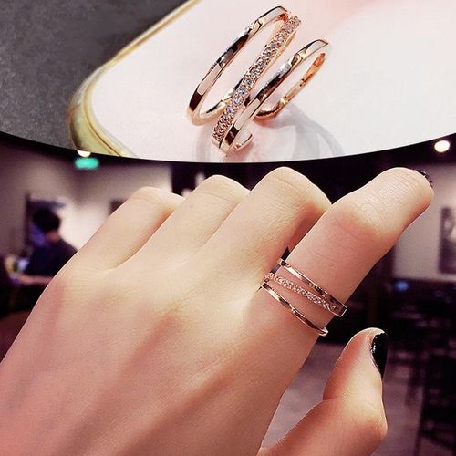 Index finger diamond rings top