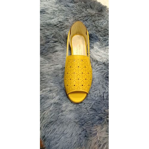 product_image_name-Generic-صندل مسطح نسائي - أصفر-1