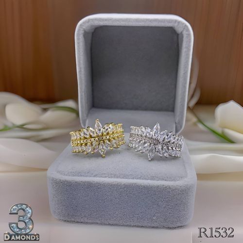 product_image_name-3Diamonds-خاتم حريمي مطلي بلاتين وروديوم بتصميم فصوص ماركيز بشكل نجمي فاخر-1