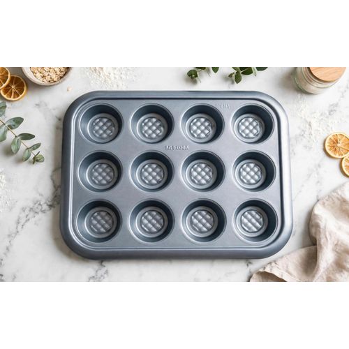 Generic صينية كب كيك 12 عين ( قد تختلف الالوان والاشكال والمقاسات)
