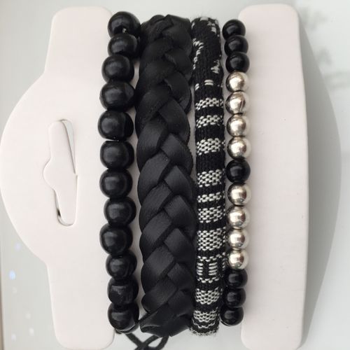 product_image_name-Generic-Bigz-thread&leather Bracelet-Multicolour-3