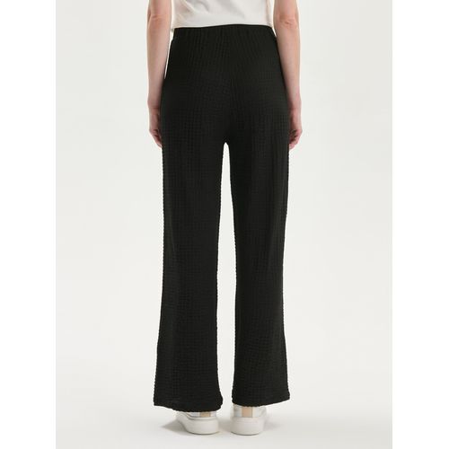 product_image_name-LC Waikiki-Elasticated Waist Textured Women's Trousers-4