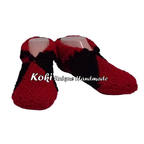 Buy Koki Unique Handmade Crochet Slipper - Red And Black in Egypt
