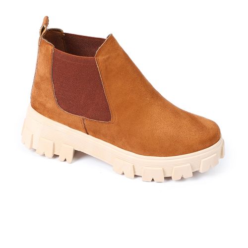 اشتري Ice Club Slip On Suede Ankle Boots With Chunky Sole - Havana في مصر