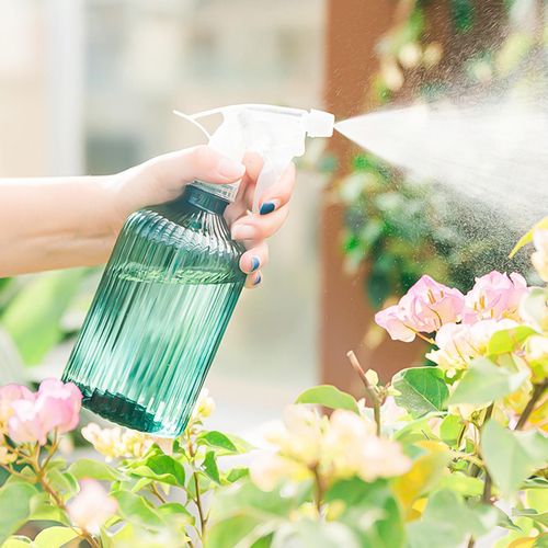 Generic spray bottle store
