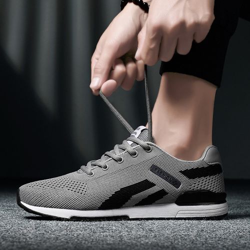 men's casual travel shoes