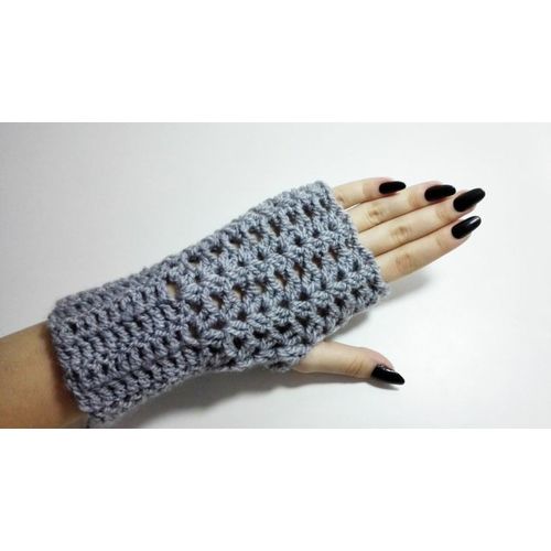 Buy Gloves For Women - Grey in Egypt