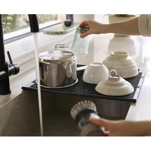 product_image_name-Generic-سجادة سيليكون - سطح تجفيف متعدد الاستخدامات للأطباق، تصميم قابل للطي لتحسين مساحة عمل المطبخ بسهولة.-5