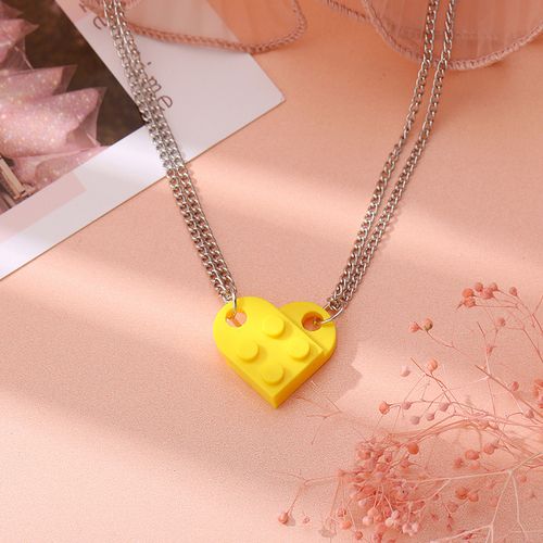 Yellow fashion necklace outlet