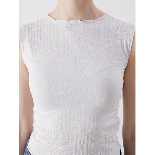 product_image_name-LC Waikiki-Crew Neck Textured Blouse-3