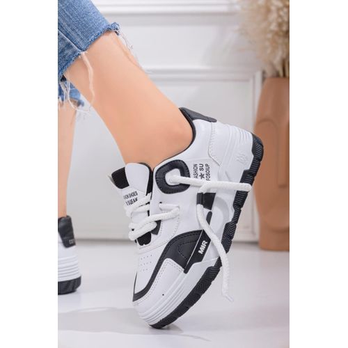 اشتري SNEAKERS FOR BOYS AND GIRLS في مصر