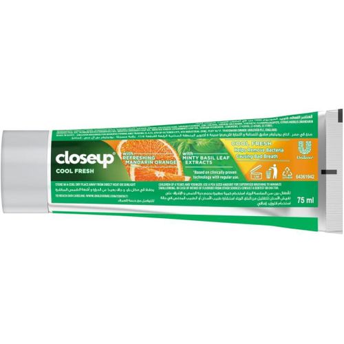 product_image_name-Closeup-Cool Fresh Toothpaste, Citrus Mint, helps remove bacteria causing bad breath, 75ml-3