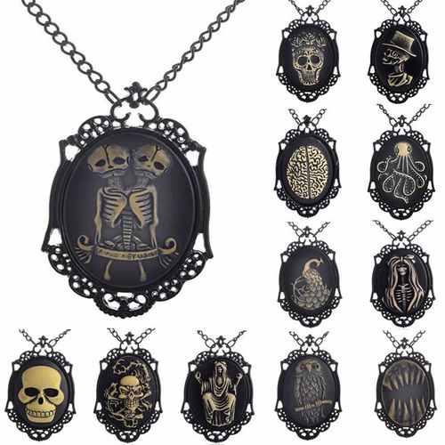 Retro Skeleton Ghost Magnetic Necklaces Couples Skull Necklace Best Friend  Halloween Necklace Friendship Magnet Skeleton Skull Necklaces Magnetic Hand  Punk Style Necklace (Gold +Silver) | Amazon.com