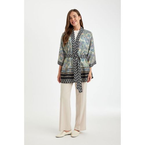 Woman Relax Fit Patterned Belted Kimono