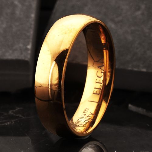 product_image_name-Elegant Bear-دبلة من التيتانيوم الذهبي اللامع من ايليجنت بير – تصميم خاطف للأنظار، بعرض 6 ملم-1