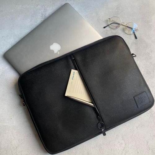 Day shop laptop sleeve