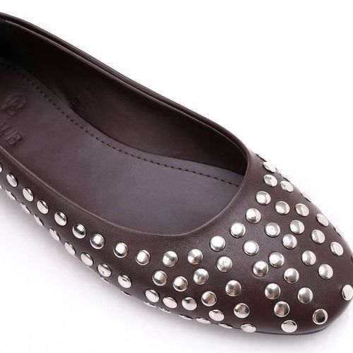 Ice Club Modern Brown Leather Solid Pattern Flats - image 5