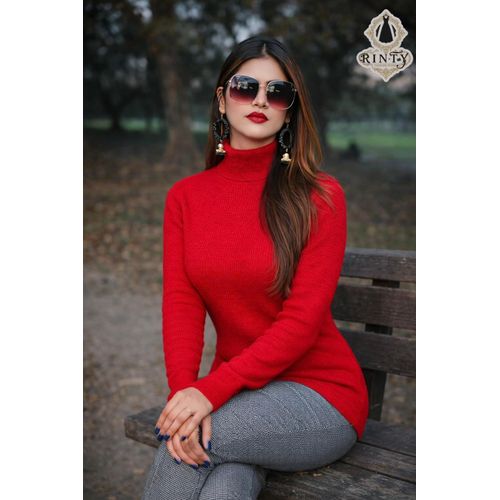 product_image_name-Generic-بلوفر نسائي أحمر بياقة مرتفعة وتصميم مضلع يمنح إطلالة شتوية أنيقة ومريحة-5