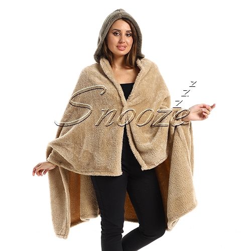 Buy Snooze Wearable Fleece Set 2 Pieces, Beige * Dark Green in Egypt