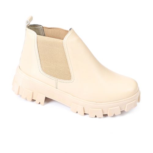 اشتري Ice Club Chunky Sole Leather Ankle Boot - Light Beige في مصر