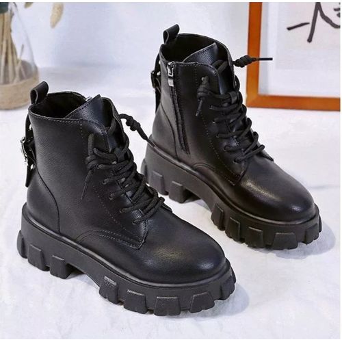 اشتري Ice Club Casual Leather Comfy Ankle Boot - Black في مصر